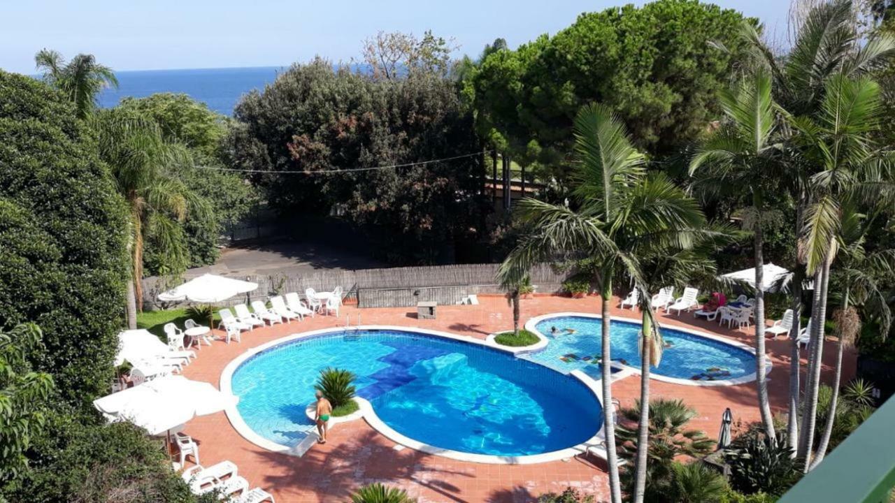 Gioia Villa Ачиреале Екстериор снимка